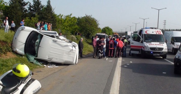 TEM Otoyolunda Zincirleme Kaza 1 Yaralı Haber365