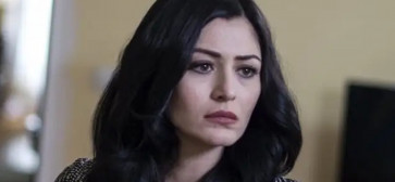 Deniz Çakır'dan Hülya Avşar'ın programında olay sözler: ''Öpüşmenin olmadığı ekranlarda''