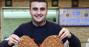Fenomen CZN Burak hapisle yargılanıyor: Suçu babasının üzerine attı!