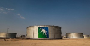 Suudi Arabistan'ın Petrol Gelirleri Covid-19 Etkisiyle Yüzde 25 Düştü