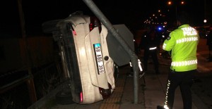 Sivas'ta Trafik Kazası: 1 Polis Yaşamını Yitirdi