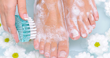 Ayaklarınıza Buzlu Su Banyosu Yaptırmak Tüm Stresinizi Alır!