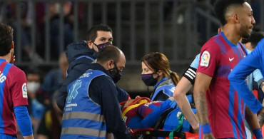 Barcelona - Celta Vigo maçında takım arkadaşı Gavi ile çarpışan Ronald Araujo bilincini kaybetti! Futbolcu acilen hastaneye kaldırıldı