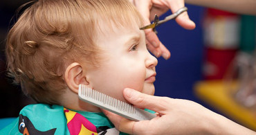 Bebeğinizin İlk Saç Kesimi Nasıl Olmalı? İşte En Tarz Saç Stilleri
