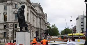 Londra'da Churchill'in Heykeli Korumaya Alındı