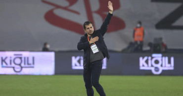 Emre Belözoğlu, Beşiktaş Galibiyetiyle Başakşehir Kariyerine Etkili Başladı!