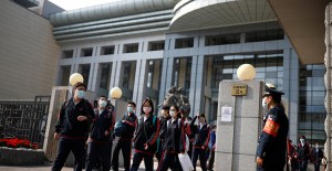 Çin'de Öğrenciler Okula Dönüyor