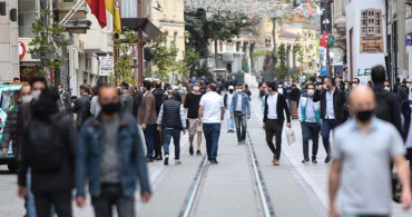 Hafta Sonu Hangi İllerde Sokağa Çıkma Yasağının Kalktığı Açıklandı
