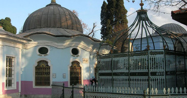 İstanbul'da Manevi Huzuru Bulabileceğiniz Tarihi Mekanlar