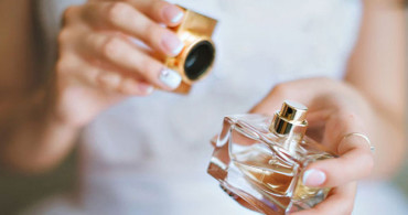 Parfümü Kalıcı Hale Getirecek Sıkma Tüyoları