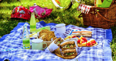 Piknikte Mangalın Yanına İyi Gidecek Lezzet Önerileri