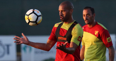 Göztepe'nin Futbolcusu Kadu Ameliyat Olacak