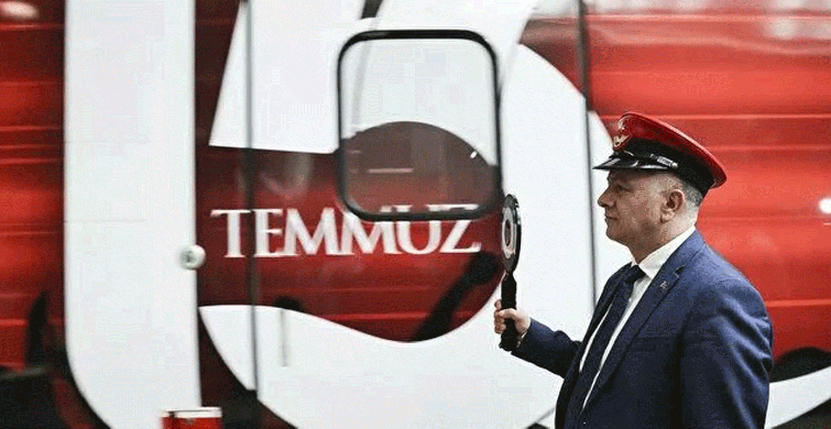 15 Temmuz Demokrasi ve Milli Birlik YHT Treni Ankara'dan İstanbul’a Doğru Yola Çıktı