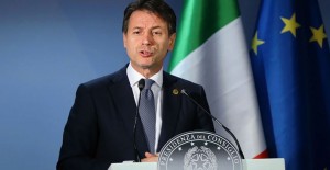 İtalya'dan Kısıtlamaları Aşamalı Olarak Kaldırma Kararı
