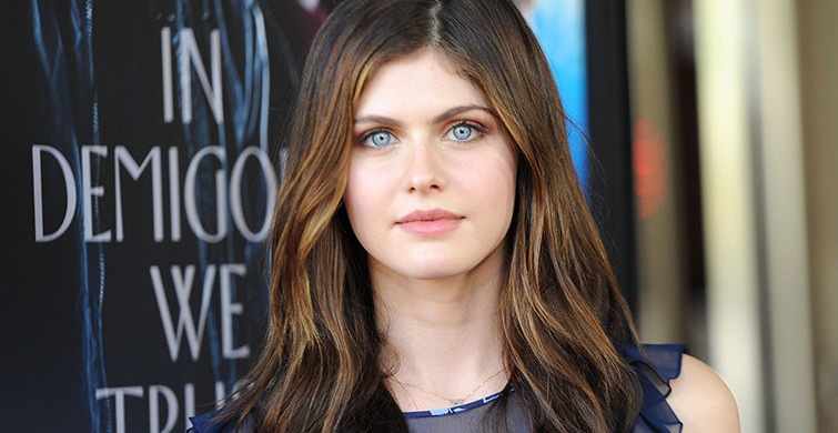 Alexandra Daddario Kimdir? Alexandra Daddario Boyu Kaç, Kilosu Kaç, Aslen Nereli, Sevgilisi Kimdir?