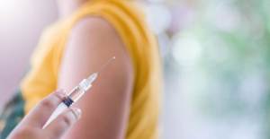 Bakan Koca Açıkladı! Türkiye'de Uygulanacak Çin Aşısının İki Yan Etkisi Var