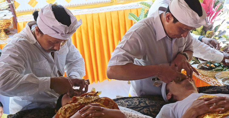 Bali’de korkutan gelenek: Cennete gitmek için dişlerini törpületmek zorundalar