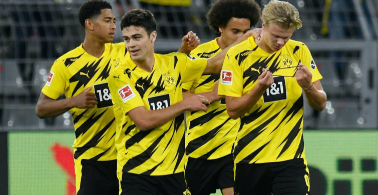 Borussia Dortmund ve Manchester United Yıldızlarını Takas Edecek!