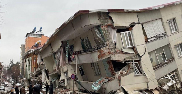 Bugün Balıkesir'de şiddetli bir deprem olacak dedi tüm vatandaşları paniğe sürükledi! 