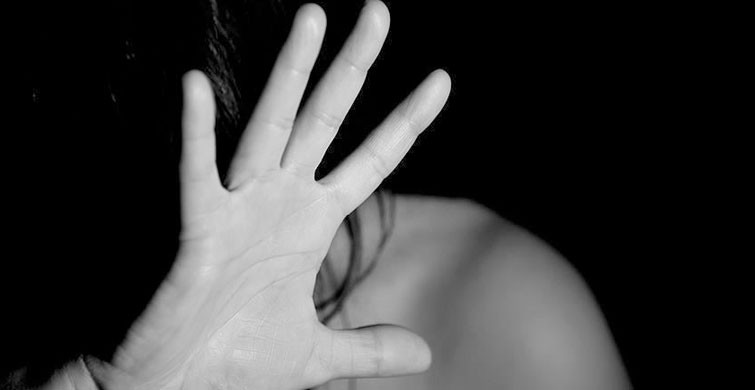 CHP Rezilliği! Şiddet Mağduru Kadın Bile Utancından Yüzünü Kapattı