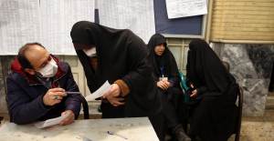 İran'da Coranavirüs Kaynaklı Ölüm Sayısı Yükseldi