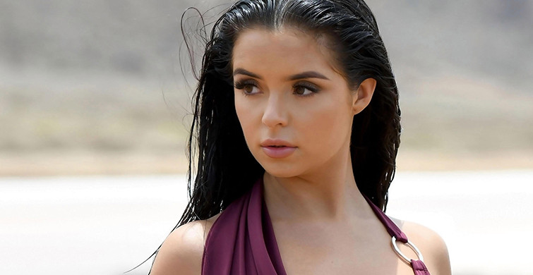 Demi Rose Annesinin Ölümünden Sonra Verdiği Pozla Büyük Tepki Çekti