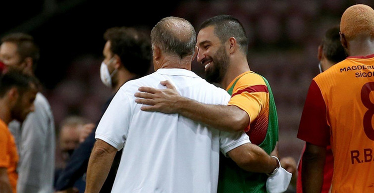 Galatasaray'da Kaptan Arda Turan Futbolu Bırakıyor!
