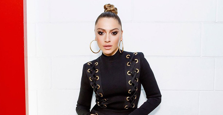 Hadise Dövmeleriyle Dikkat Çekti