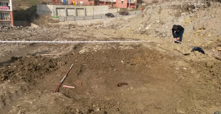 Rus Arkeologların Sandıktan Çıkardığı Şeyler Bölge Halkını Dehşete Düşürdü