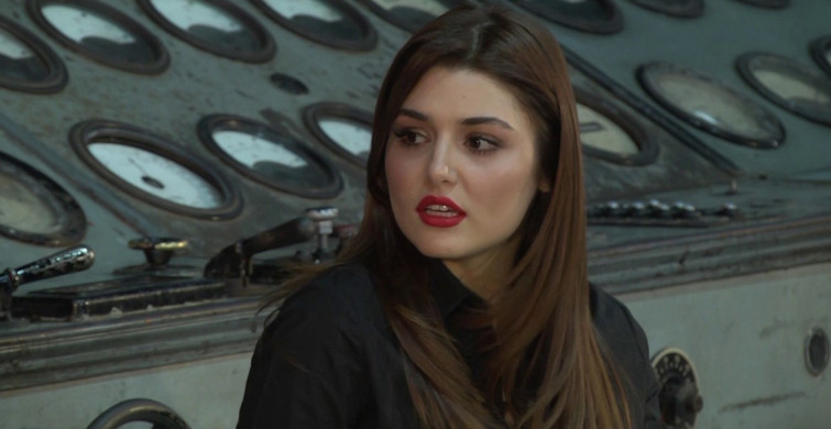 Hande Erçel'in Bilinmeyen Kardeşi Bakın Kim Çıktı