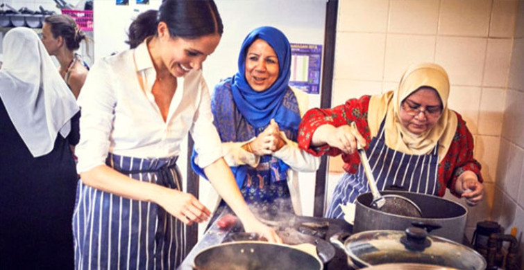 Kraliyet Ailesinin Yeni Gelini Meghan Markle Müslüman Kadınlarla Börek Sardı