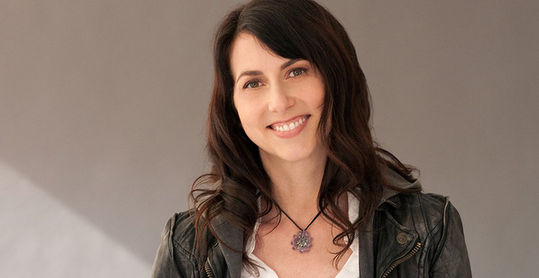 MacKenzie Bezos Kimdir? MacKenzie Bezos Boyu Kaç, Kilosu Kaç, Aslen Nereli, Sevgilisi Kimdir?