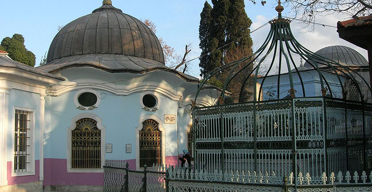 İstanbul'da Manevi Huzuru Bulabileceğiniz Tarihi Mekanlar