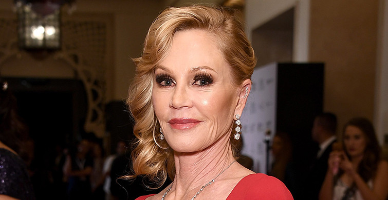 61 Yaşındaki Melanie Griffith Bikini İle Kameralara Yakalandı