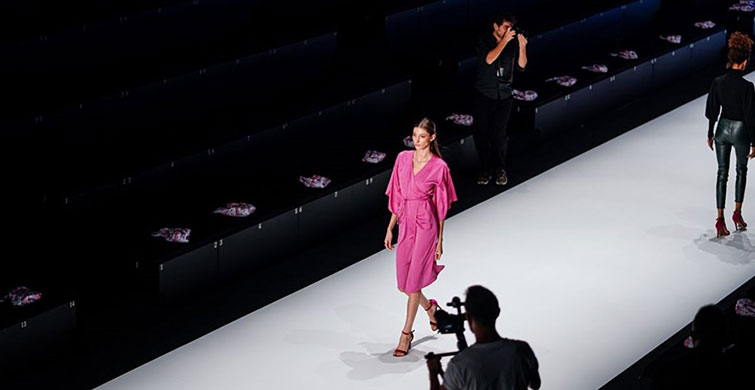 Moda Haftasının Kalbi İstanbul'da Atıyor! Mercedes-Benz Fashion Week İstanbul'da 