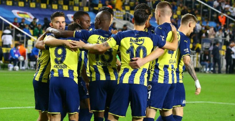 Mesut Özil ve Vitor Pereira'nın Fenerbahçe-Giresunspor Maçından Sonraki Görüntüleri Dikkat Çekti!