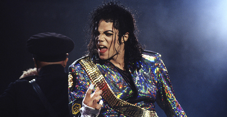 Michael Jackson Kimdir? Michael Jackson Boyu Kaç, Kilosu Kaç, Aslen Nereli, Sevgilisi Kimdir?