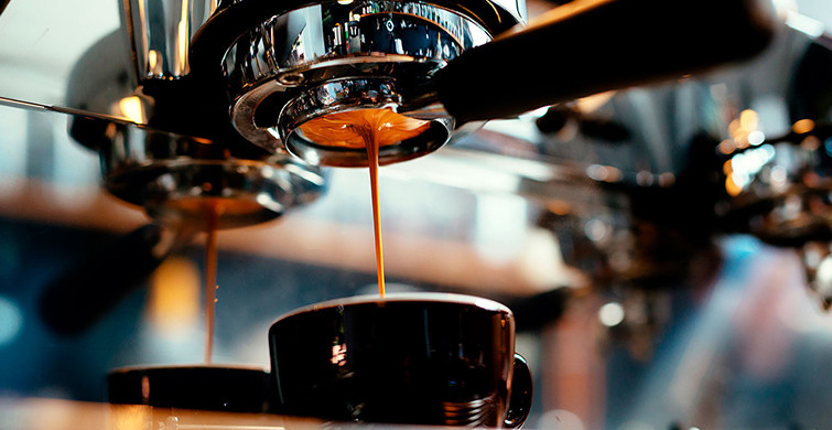 Günde Altı Fincan Kahve İçmek Ölüm Riskini Azaltıyor