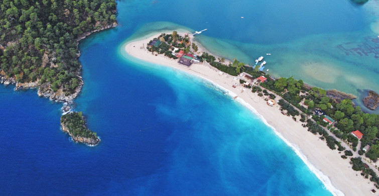 Ölüzdeniz’in rengi değişti! Görenler şok oldu