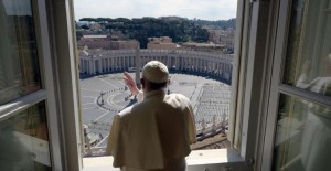 Papa Francis Boş Meydanı Kutsadı