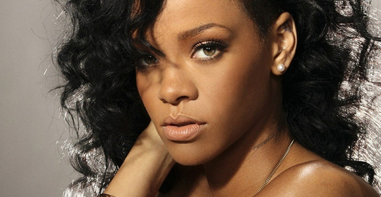 Rihanna'nın Lüks Villasının Kirası Dudak Uçuklattı