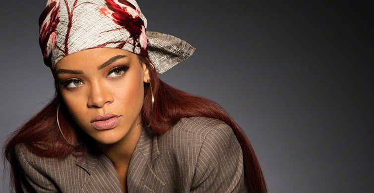Rihanna İç Çamaşırı Çekimleri