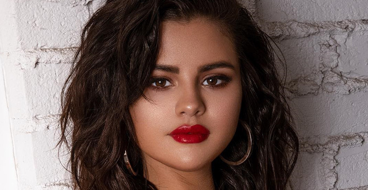 Selena Gomez Yeni Parçasıyla Listeleri Alt Üst Etti