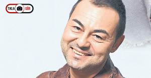 Serdar Ortaç ile Çinli Bakanın Benzerliği Dikkat Çekti