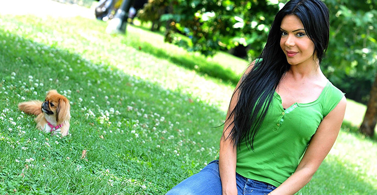 Sevda Demirel'den Bikinili Paylaşım