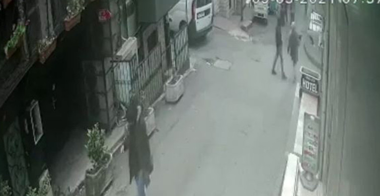 Taksim'de Laborant Kadına Kapkaç Şoku!