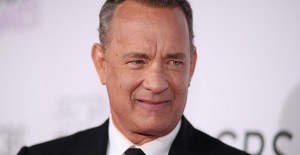 Tom Hanks, Corona Adlı 8 Yaşındaki Çocuğa Daktilosunu Hediye Etti