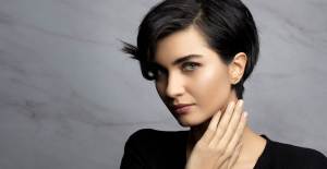 Tuba Büyüküstün'ün Tabloları Sipariş Rekoru Kırıyor