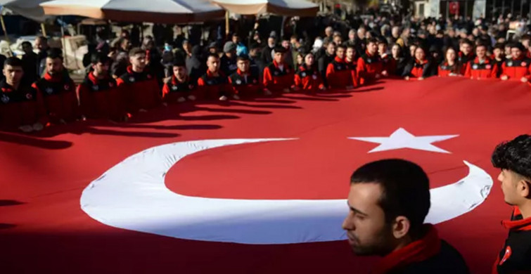 Türkiye'nin şehitlerine ağlıyor: Son yolculuklarına uğurlandılar