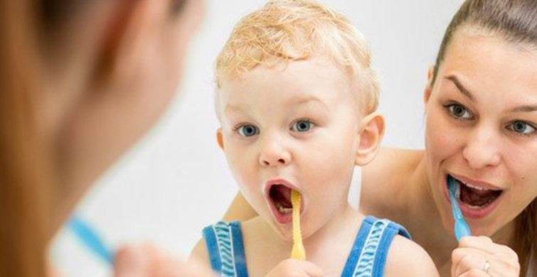 Çocuklara Diş Fırçalaması Nasıl Sevdirilir?